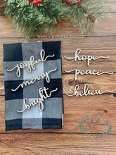 Load image into Gallery viewer, Christmas Wood Place Settings